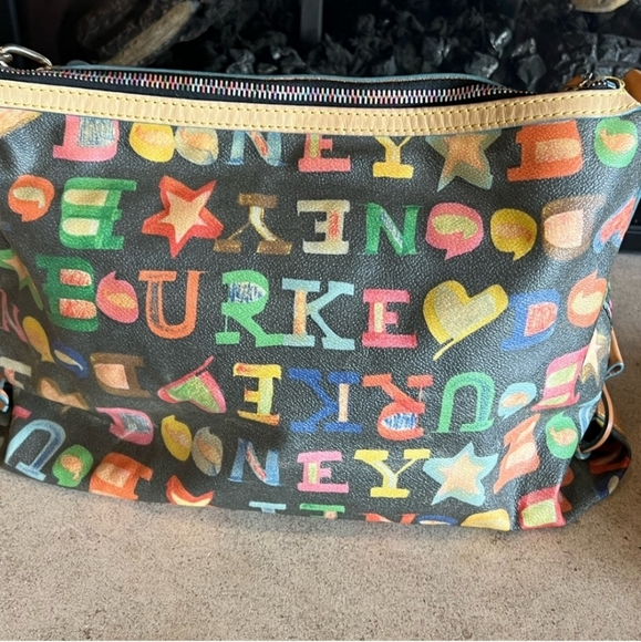 Dooney & Bourke vintage black with scribble print shoulder bag w/ rainbow zipper - Picture 3 of 6